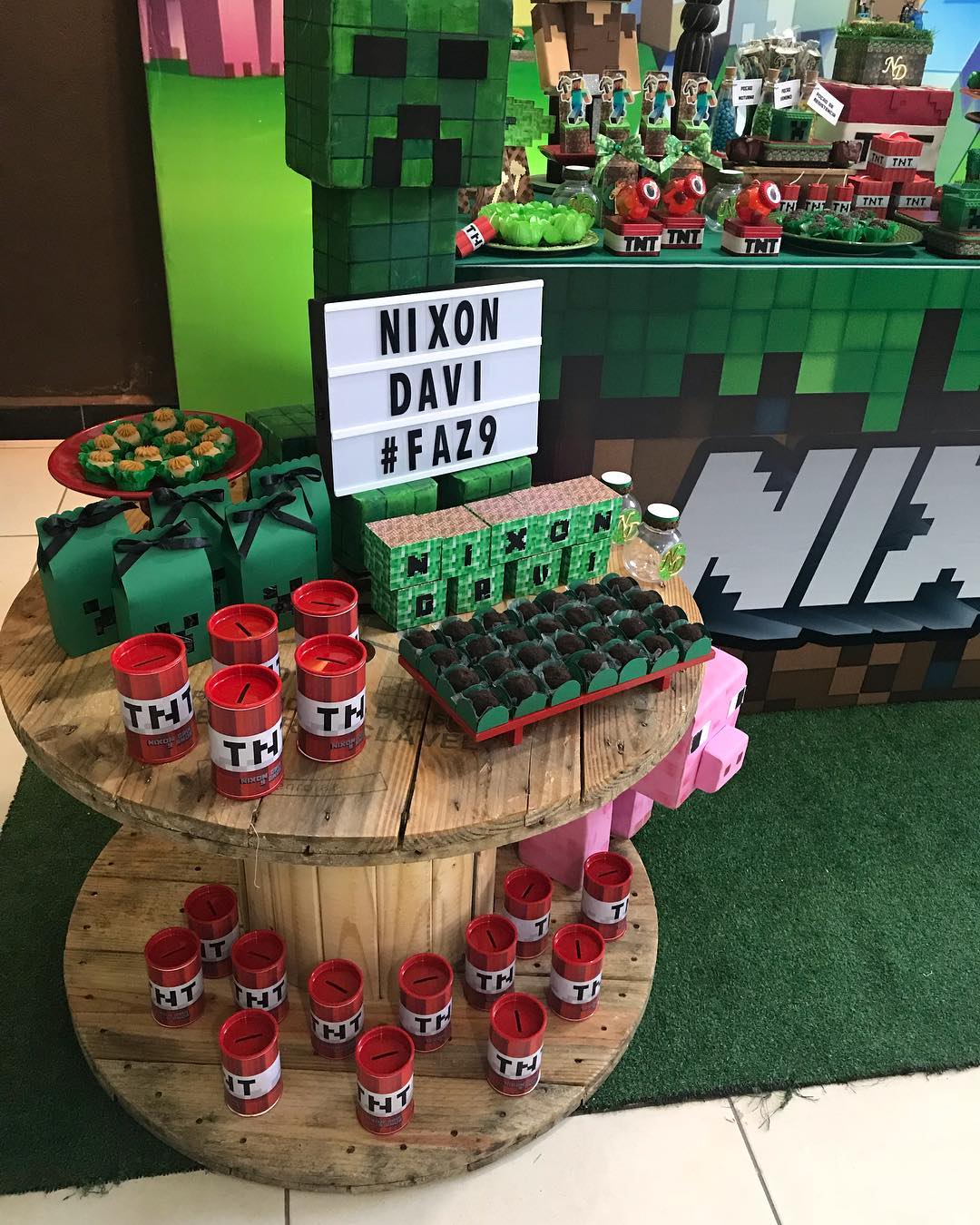 Minecraft party ideas – I Heart Kiddies Parties