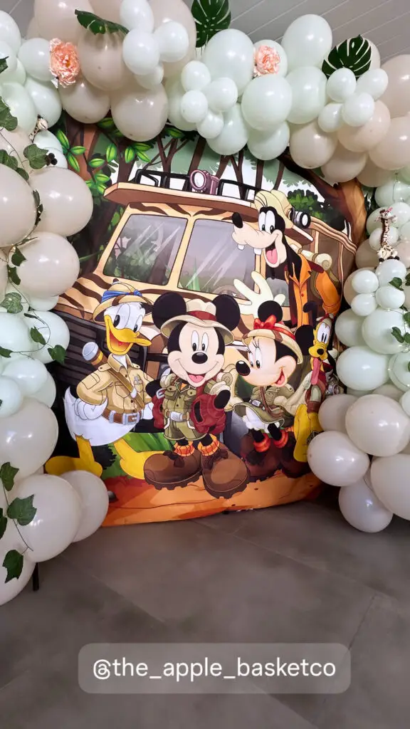 kids party backdrop